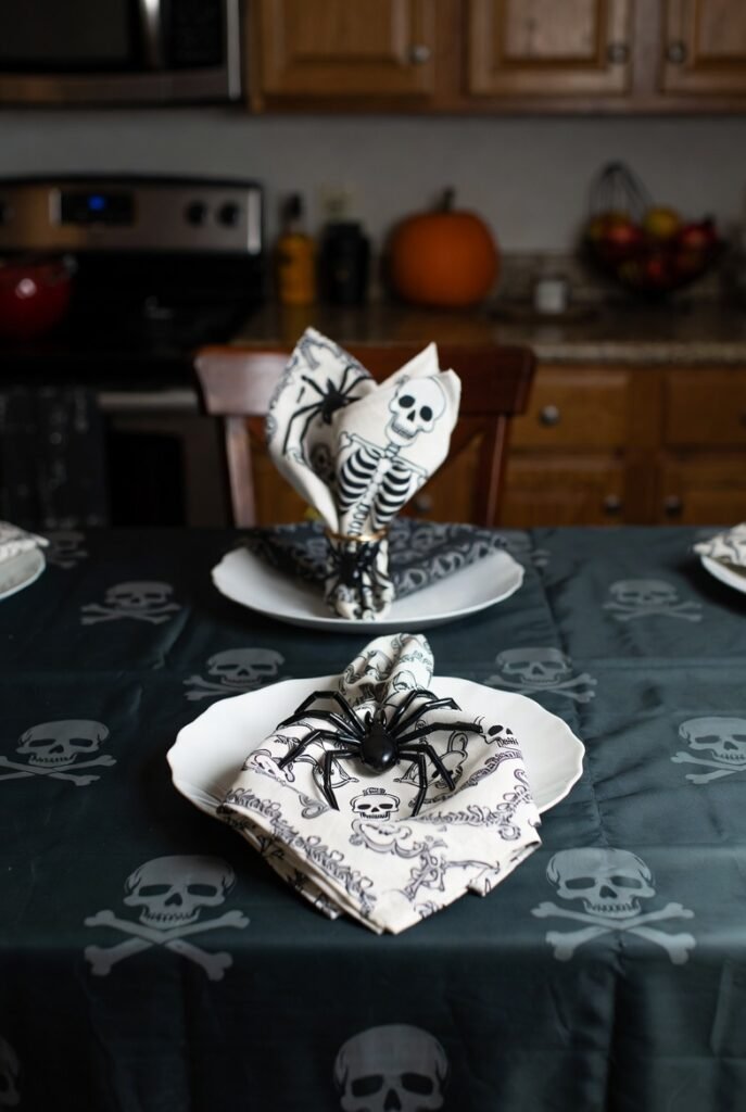  Choose Creepy Cloth Napkins