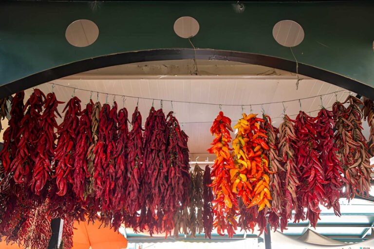 16 Mexican Kitchen Decor Ideas to Add Color & Charm